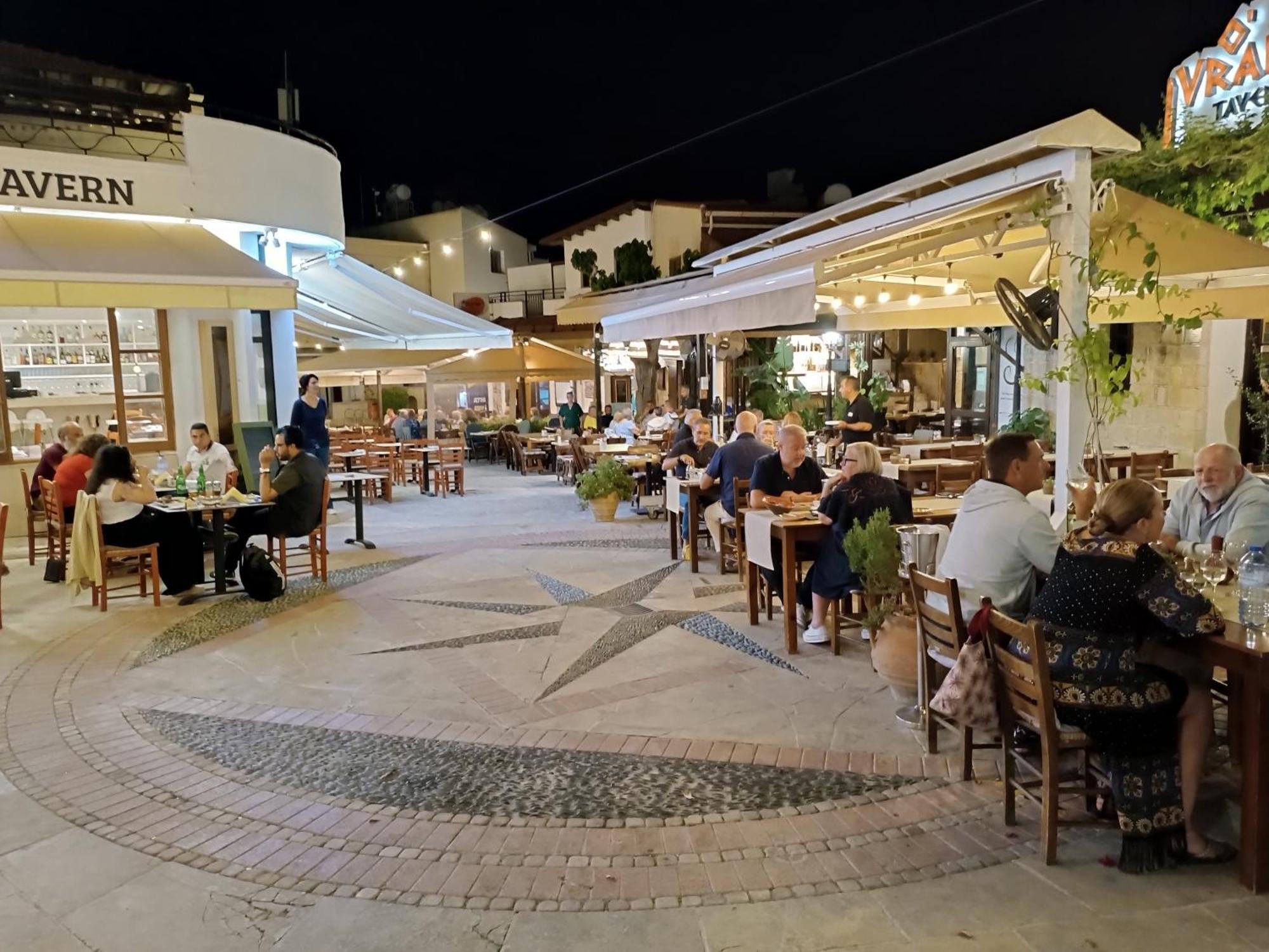 Kapsalia Villa *